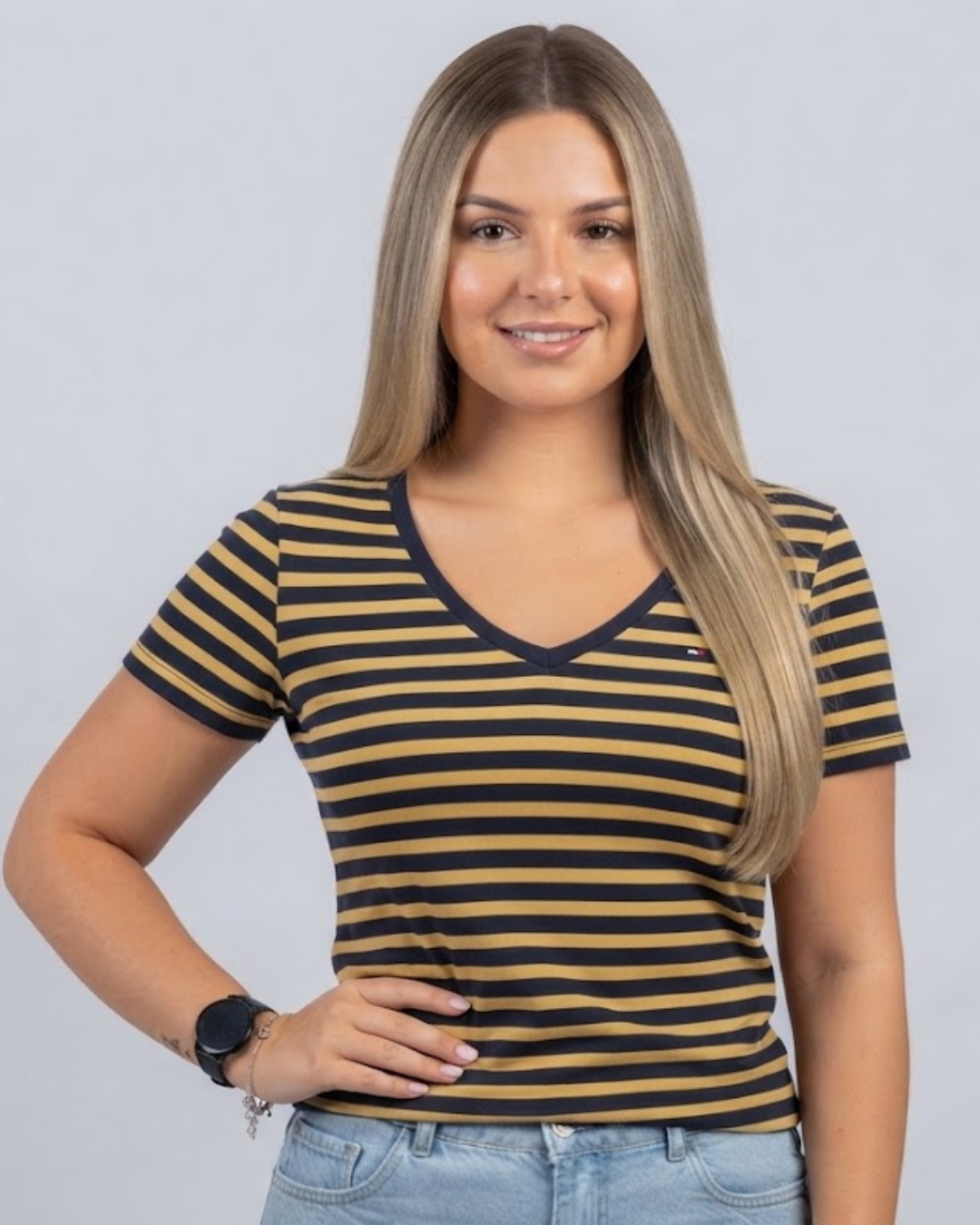 Blusa Tommy Hilfiger color amarillo rayas azules
