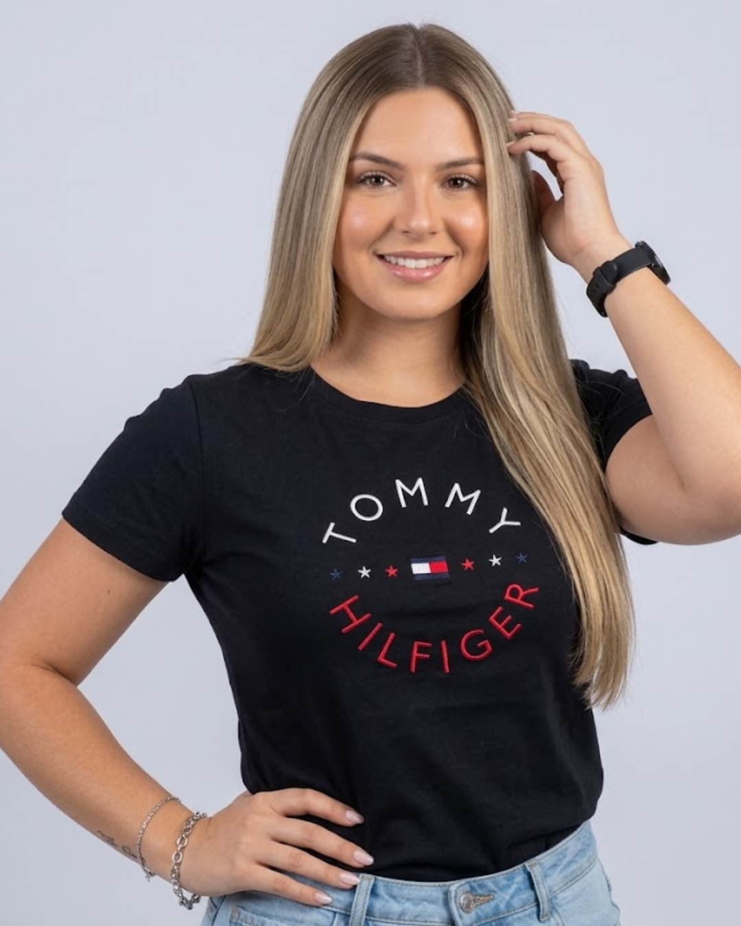Blusa Tommy Hilfiger color negro