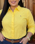Camisera Tommy Hilfiger de lino color amarillo