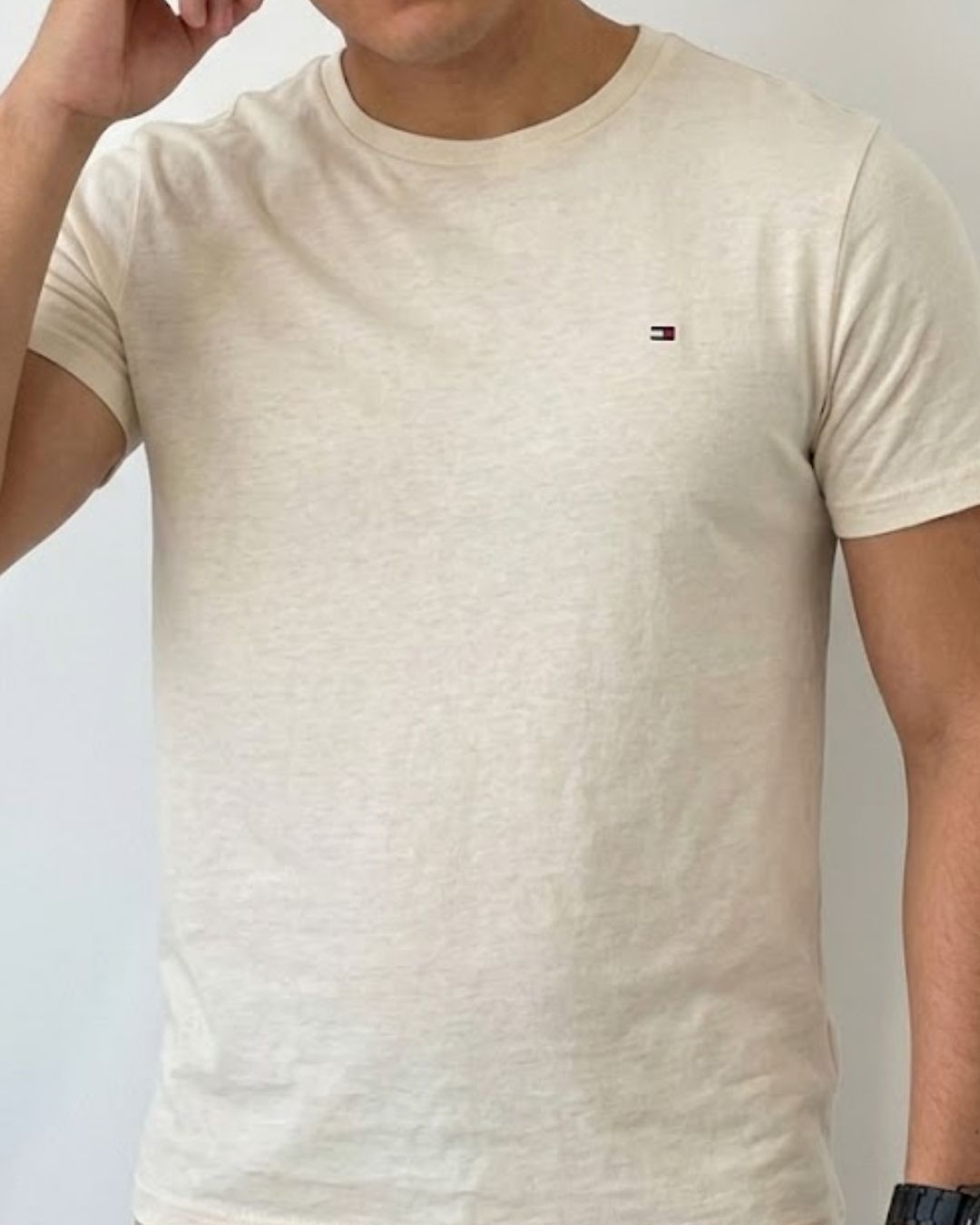 Camiseta Tommy Hilfiger color beige