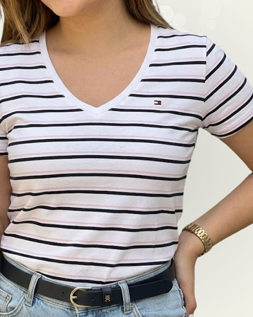 Blusa Tommy Hilfiger color blanco rayas multicolor