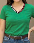 Blusa Tommy Hilfiger color verde cuello icónico