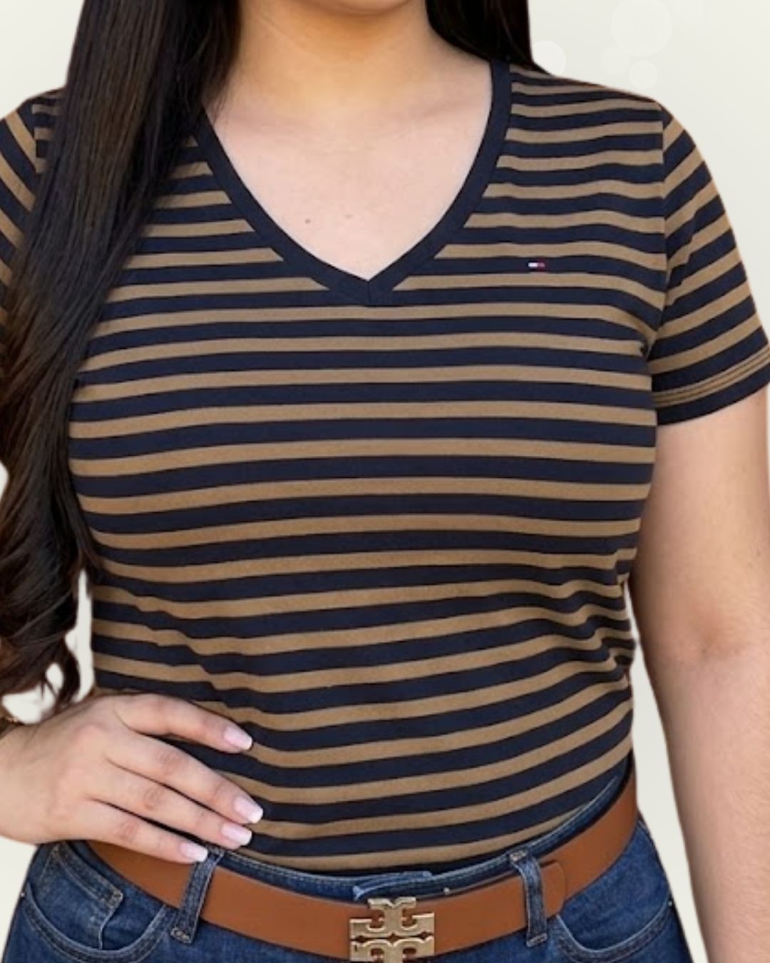 Blusa Tommy Hilfiger color café rayas azules