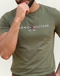 Camiseta Tommy Hilfiger color verde estampada