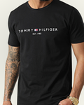 Camiseta Tommy Hilfiger color negro estampada