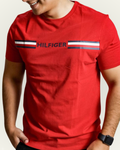 Camiseta Tommy Hilfiger color rojo estampada