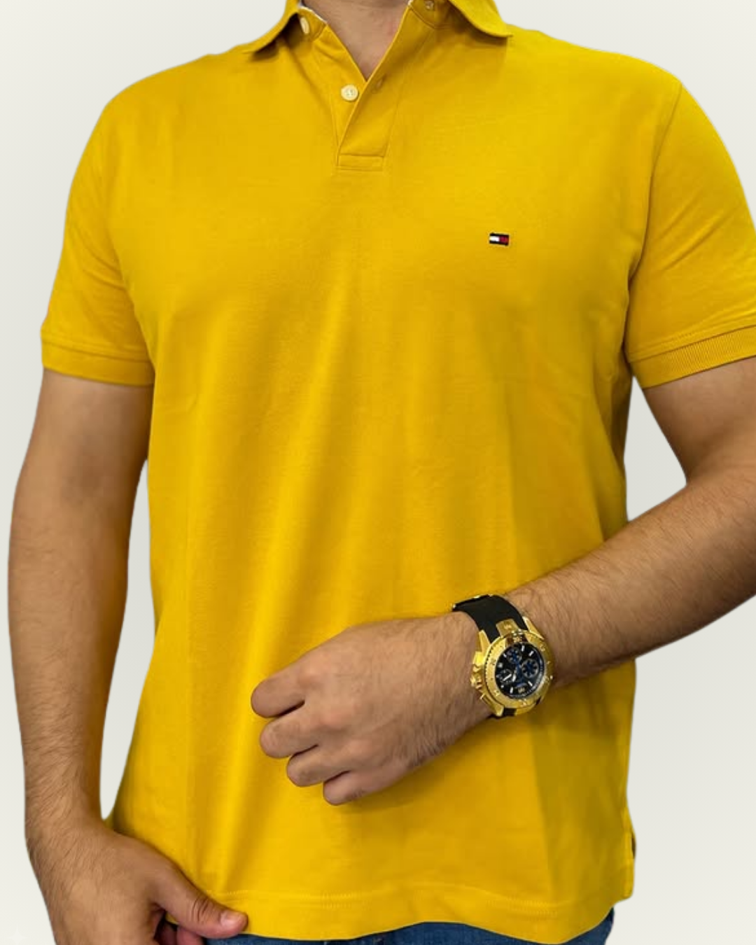 Polo Tommy Hilfiger color amarillo