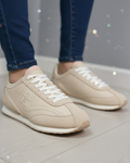 Tenis Tommy Hilfiger color beige