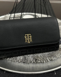Cartera Tommy Hilfiger color negro