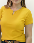 Blusa Tommy Hilfiger color amarillo
