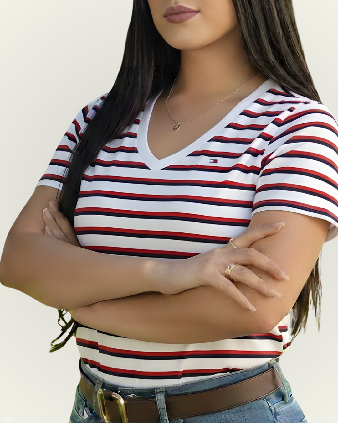 Blusa Tommy Hilfiger color blanco rayas azules y rojas