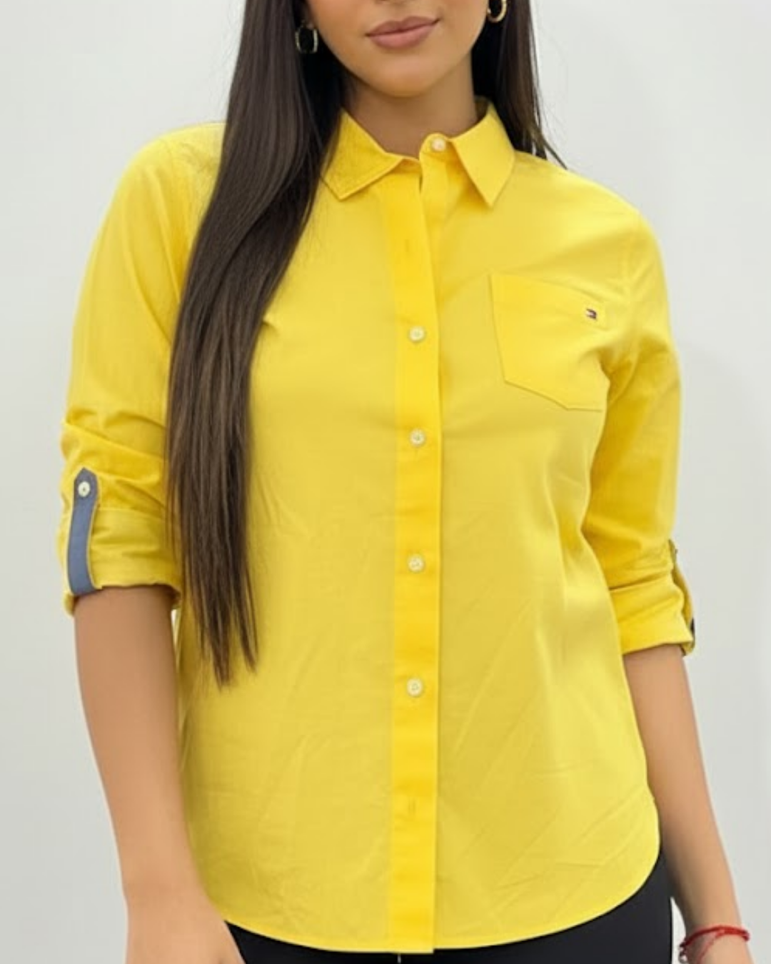 Camisera Tommy Hilfiger color amarillo