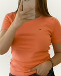 Blusa Tommy Hilfiger color coral