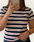 Blusa Tommy Hilfiger color blanco rayas azules y rojas
