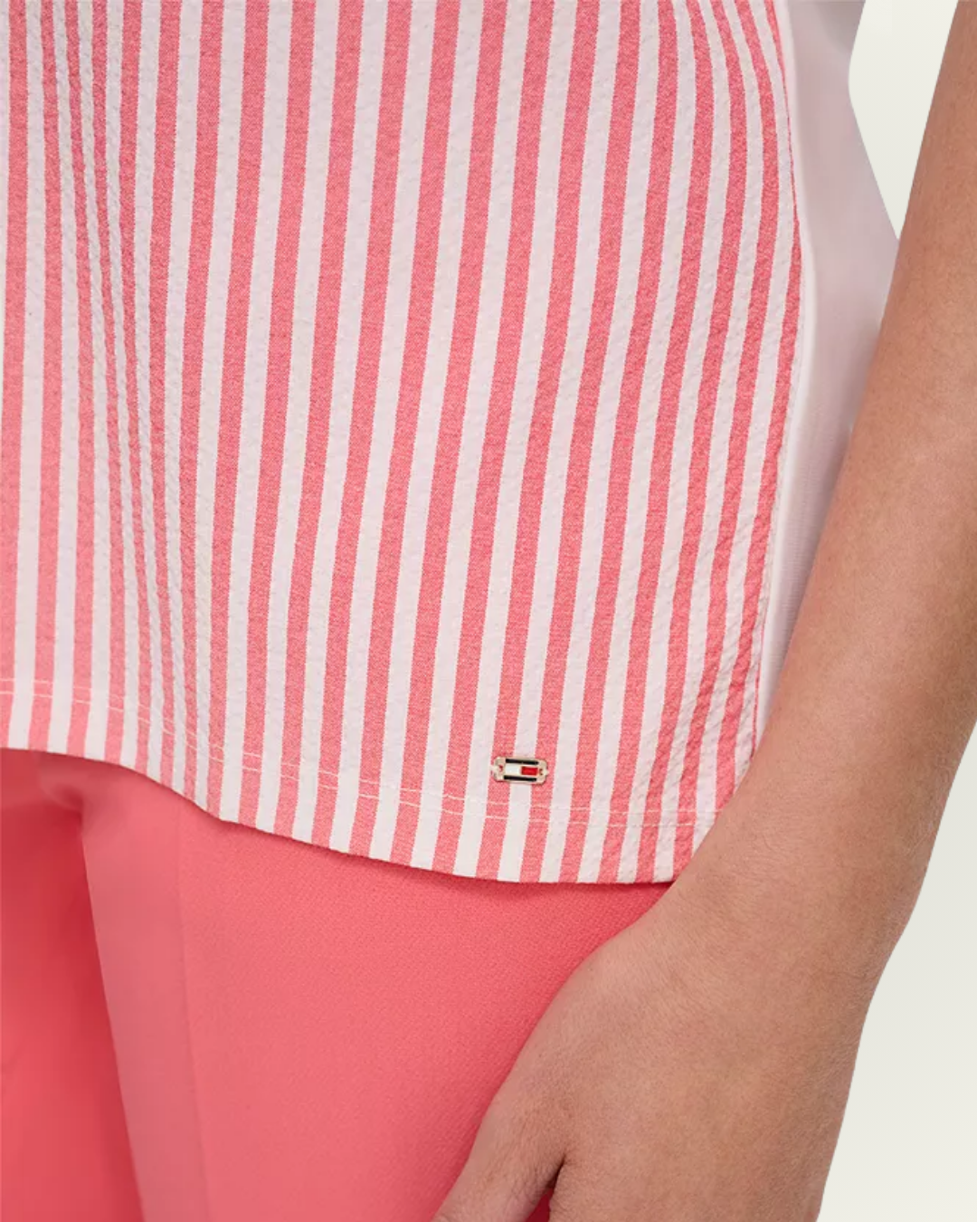 Blusa Tommy Hilfiger color rayas naranjas